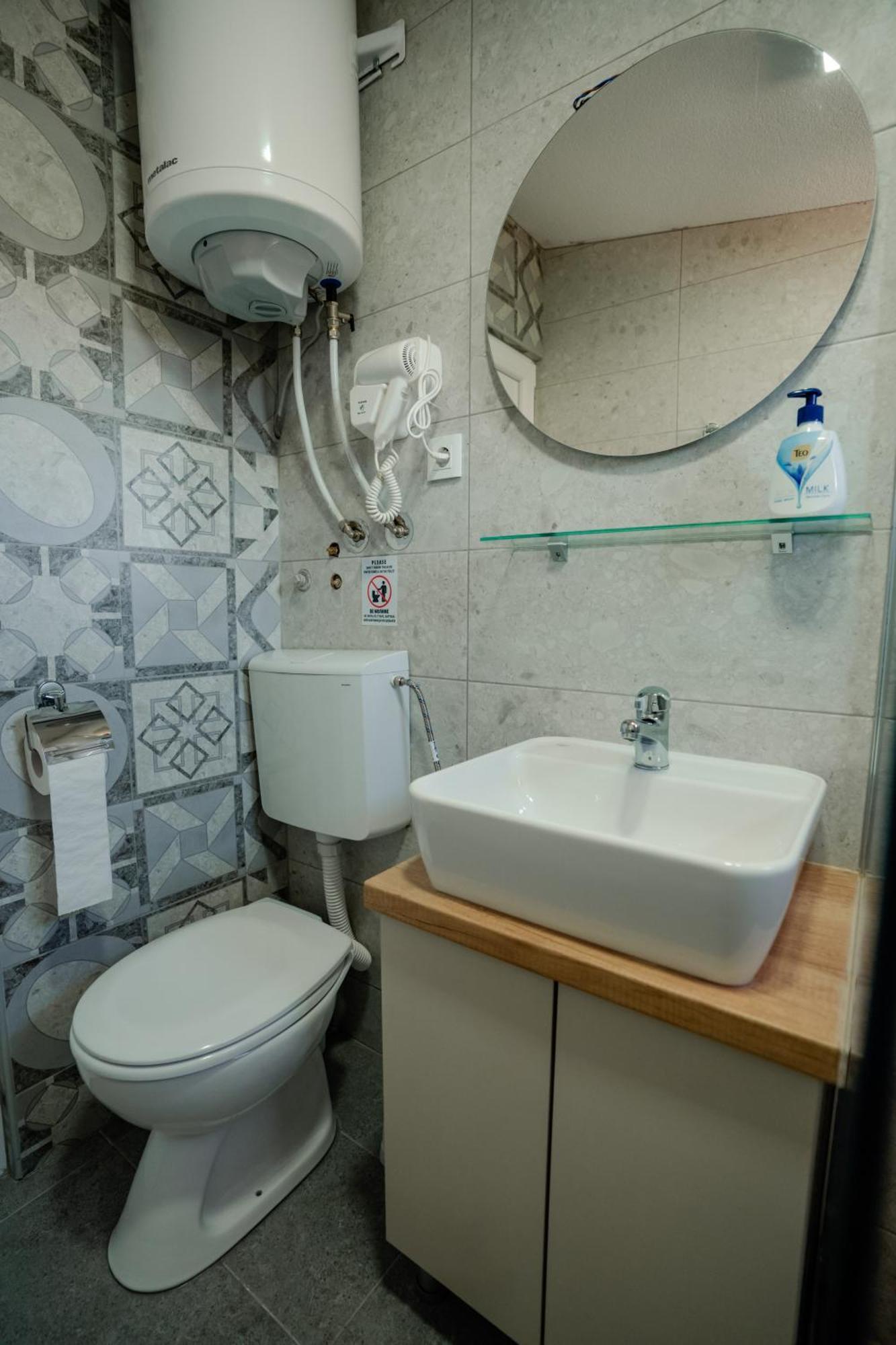 On The Apartamento Ohrid